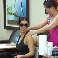 Kim Kardashian spotted getting her nails done at a salon photos | Picture 81937